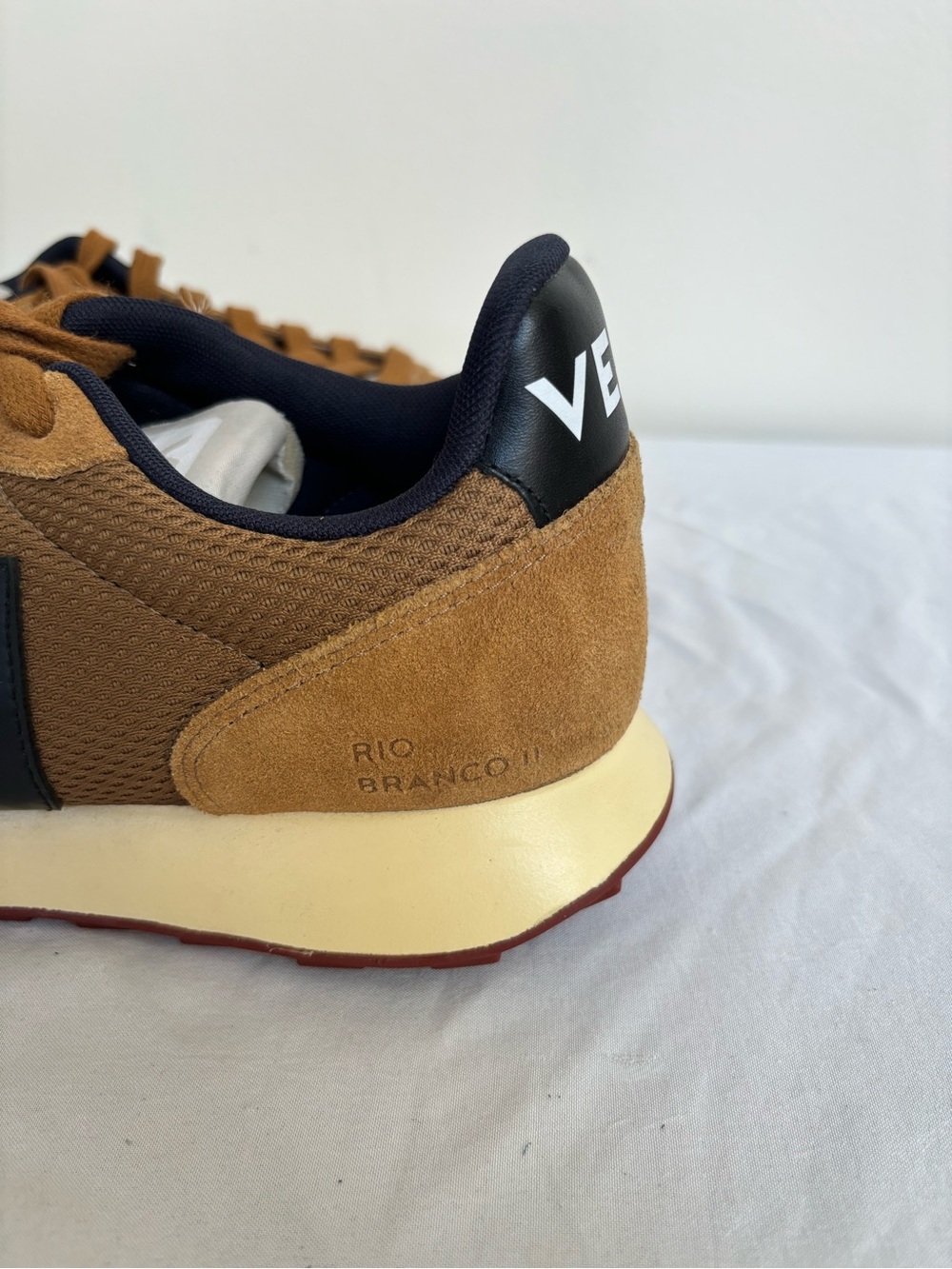 Veja Rio Branco II Alveomesh Tent Black Sneakers Womens size 9 New - Picture 2 of 11